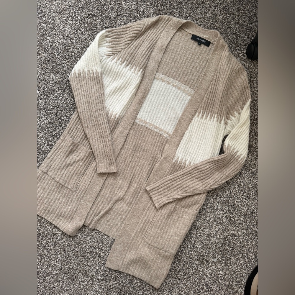 Elegant Beige and Cream Cardigan